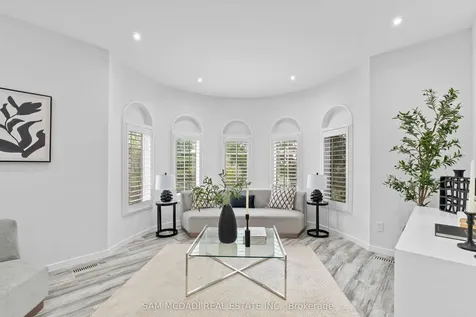 1159 Barnswallow Court Mississauga ON L5V 2J6