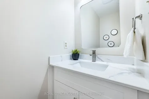 73 Cutters Crescent Brampton ON L6Y 4M2