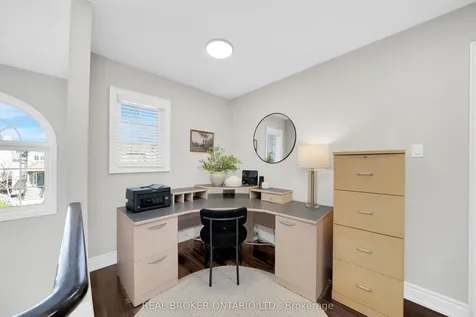 217 Ellis Crescent Milton ON L9T 6B5