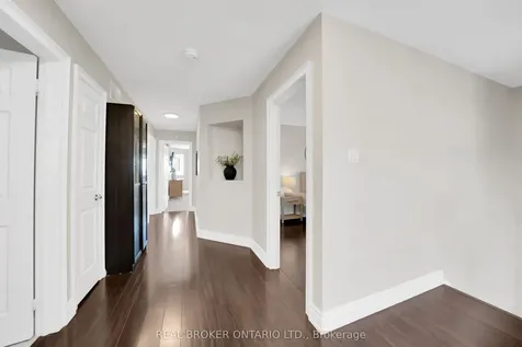 217 Ellis Crescent Milton ON L9T 6B5