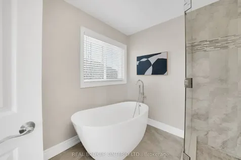217 Ellis Crescent Milton ON L9T 6B5