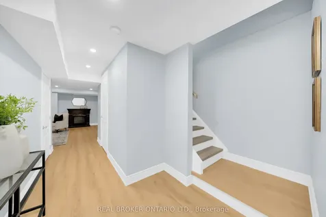 217 Ellis Crescent Milton ON L9T 6B5