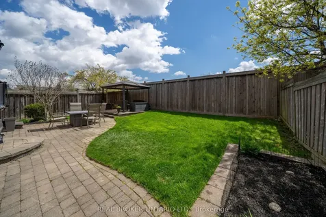 217 Ellis Crescent Milton ON L9T 6B5