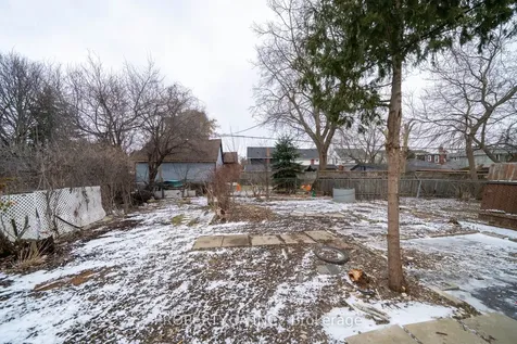 46 Mcmurchy Avenue N Brampton ON L6X 1Y1