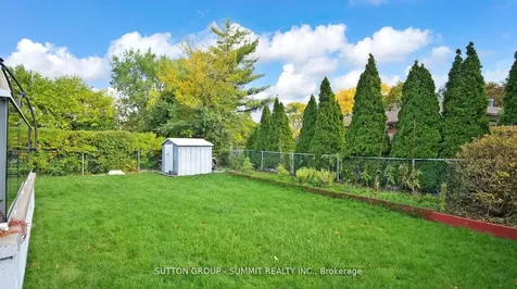 29 Fallowfield Road Toronto ON M9W 2W3