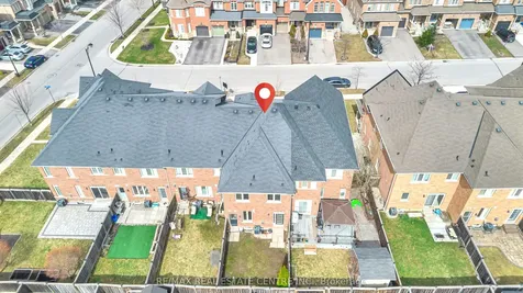 8 Munch Place Milton ON L9T 8K6