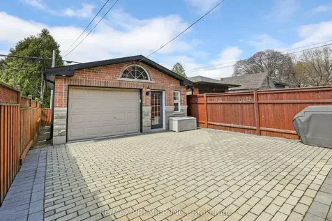 196 Blackthorn Avenue Toronto ON M6N 3H8