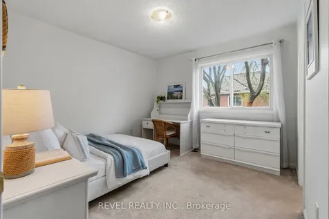 3832 Baycroft Drive Mississauga ON L5N 8J5