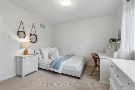 3832 Baycroft Drive Mississauga ON L5N 8J5