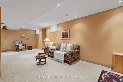 3832 Baycroft Drive Mississauga ON L5N 8J5