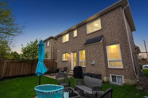 3832 Baycroft Drive Mississauga ON L5N 8J5