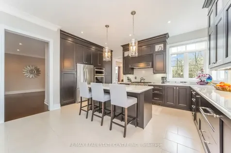 14 Canis Street Brampton ON L6X 2Y5