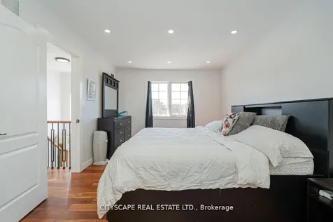 5535 Glen Erin Drive Mississauga ON L5M 6H1