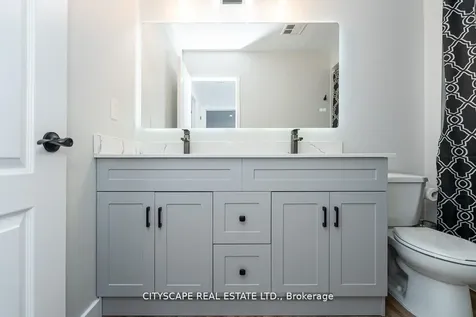5535 Glen Erin Drive Mississauga ON L5M 6H1
