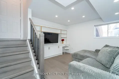 5535 Glen Erin Drive Mississauga ON L5M 6H1