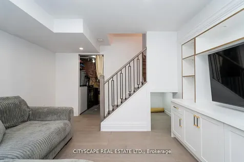 5535 Glen Erin Drive Mississauga ON L5M 6H1