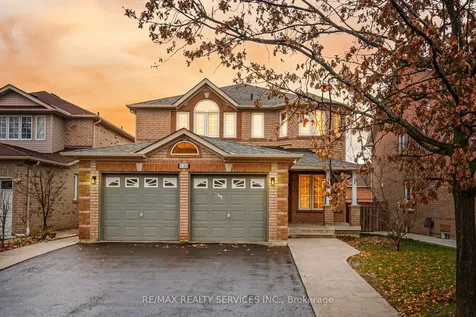 130 Yuile Court Brampton ON L6Y 5J5