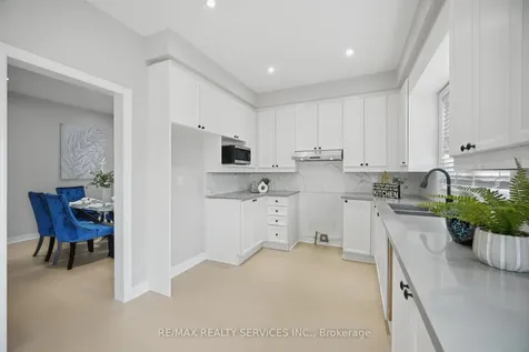 130 Yuile Court Brampton ON L6Y 5J5