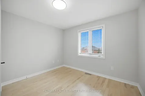 130 Yuile Court Brampton ON L6Y 5J5