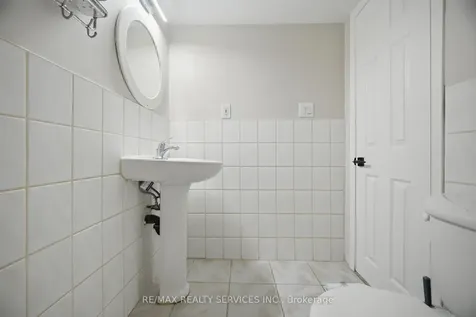 130 Yuile Court Brampton ON L6Y 5J5