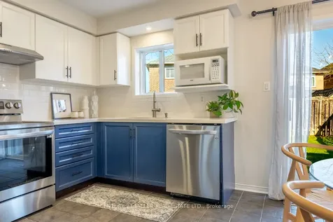 53 Dills Crescent Milton ON L9T 5P2