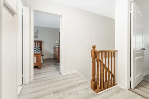 54 Fern Valley Crescent Brampton ON L6R 1K6