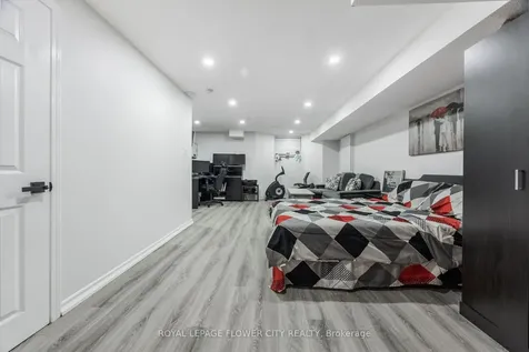 54 Fern Valley Crescent Brampton ON L6R 1K6