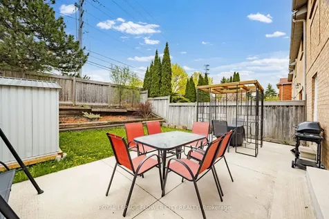 54 Fern Valley Crescent Brampton ON L6R 1K6