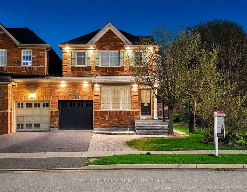 5988 Long Valley Road Mississauga ON L5M 6K4