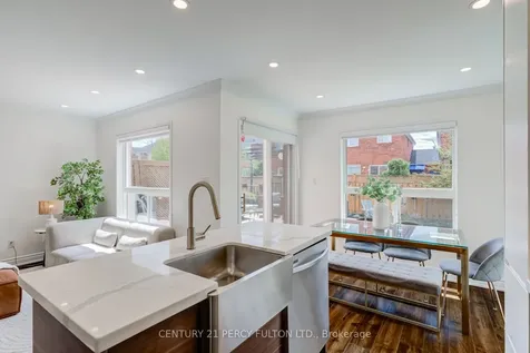 5988 Long Valley Road Mississauga ON L5M 6K4