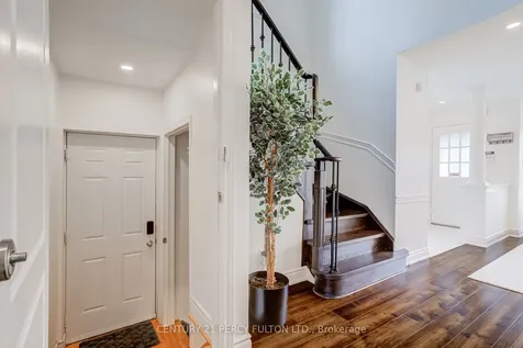 5988 Long Valley Road Mississauga ON L5M 6K4