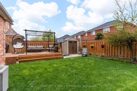 5988 Long Valley Road Mississauga ON L5M 6K4