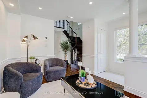 5988 Long Valley Road Mississauga ON L5M 6K4