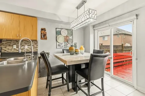36 Crannyfield Drive Brampton ON L7A 3X2