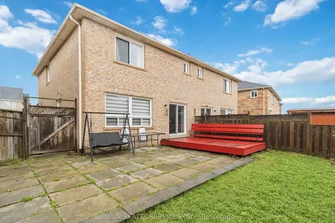 36 Crannyfield Drive Brampton ON L7A 3X2