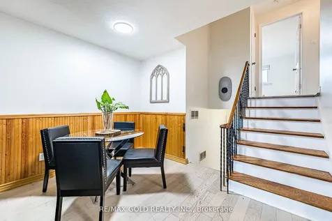 52 Garfield Crescent Brampton ON L6V 1V8