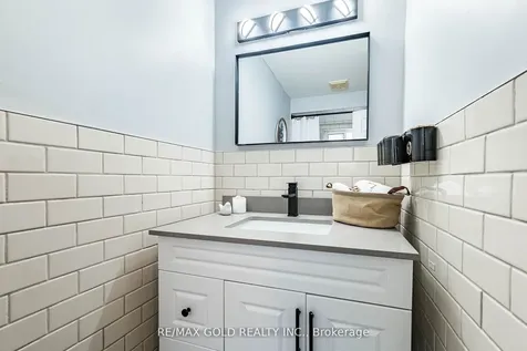 52 Garfield Crescent Brampton ON L6V 1V8