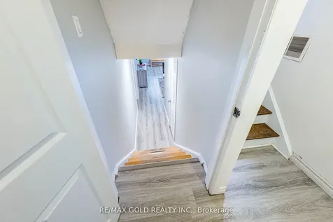 52 Garfield Crescent Brampton ON L6V 1V8