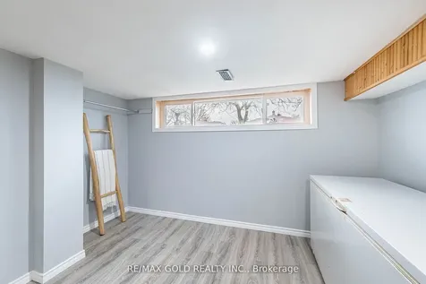 52 Garfield Crescent Brampton ON L6V 1V8