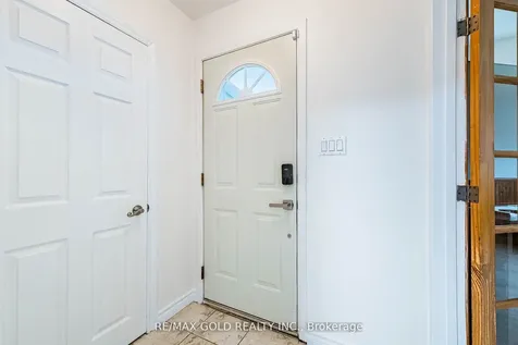 52 Garfield Crescent Brampton ON L6V 1V8