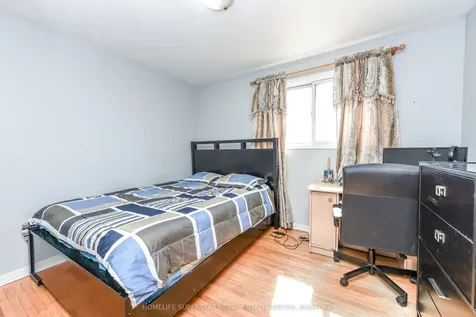 3280 Clara Drive Mississauga ON L4T 2C7