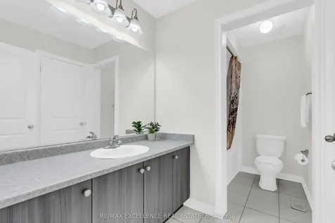 40 Muscovy Drive Brampton ON L7A 4M4