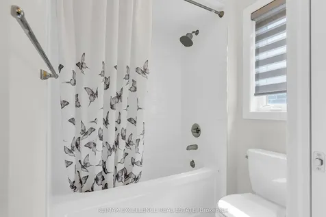 40 Muscovy Drive Brampton ON L7A 4M4