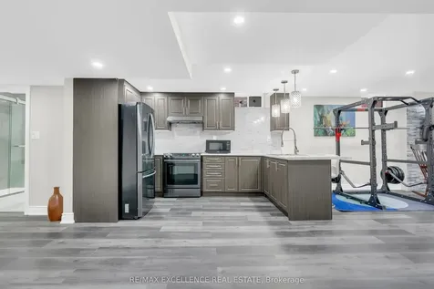 40 Muscovy Drive Brampton ON L7A 4M4