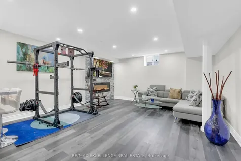 40 Muscovy Drive Brampton ON L7A 4M4