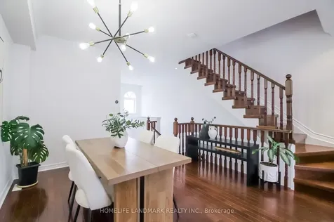 34 Mendota Road Toronto ON M8Y 1E8