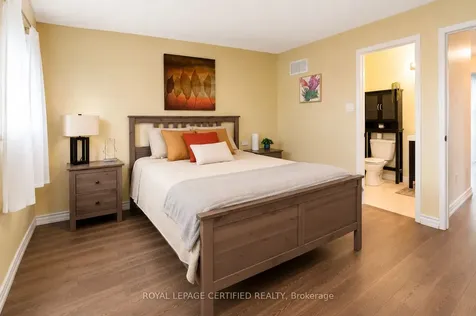 38 Banner Road Brampton ON L6X 4K8