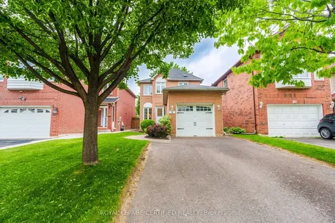 38 Banner Road Brampton ON L6X 4K8