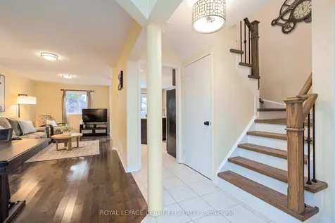 38 Banner Road Brampton ON L6X 4K8