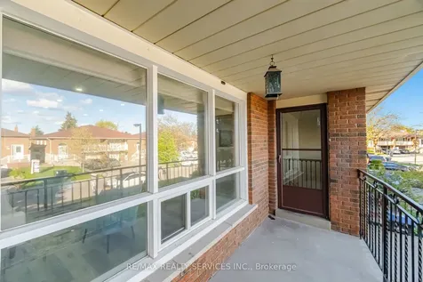 57 Jellicoe Crescent Brampton ON L6S 3H7